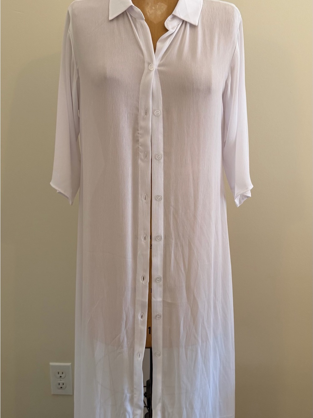 Time and Tru White Textured Button-Front Coverup